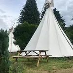 Campeggio Arkeo - Luxury Tents And At The River Nonceveux