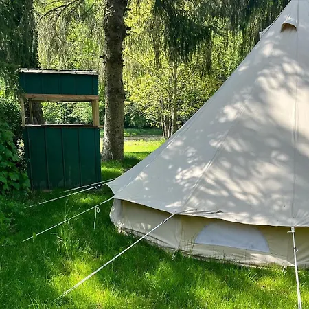 Kamp alanı Arkeo - Luxury Tents And At The River Nonceveux