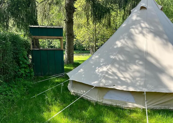 Kamp alanı Arkeo - Luxury Tents And At The River Nonceveux